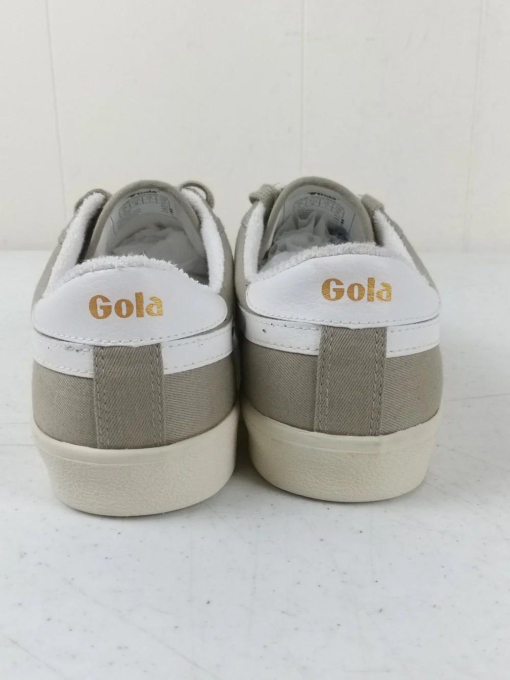 Gola Womens Tennis Mark Cox Sneakers Bone with White Stripes Size 7 Lace Up